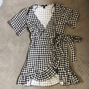 never worn-gingham wrap dress with ruffle